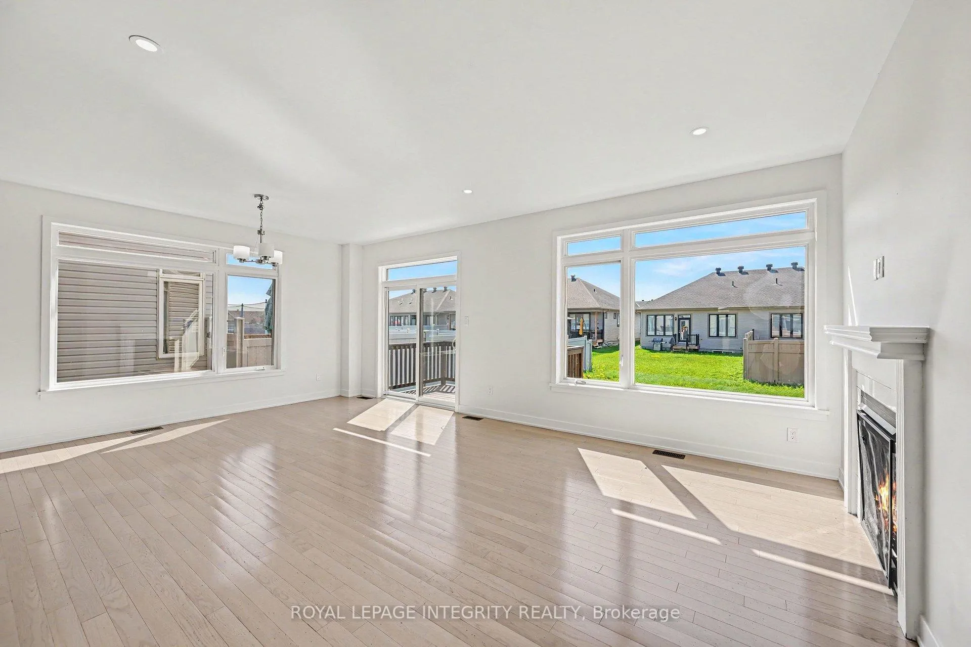 Photo 6 of 148 Thomas Street S, Arnprior, Arnprior — HOMEH
