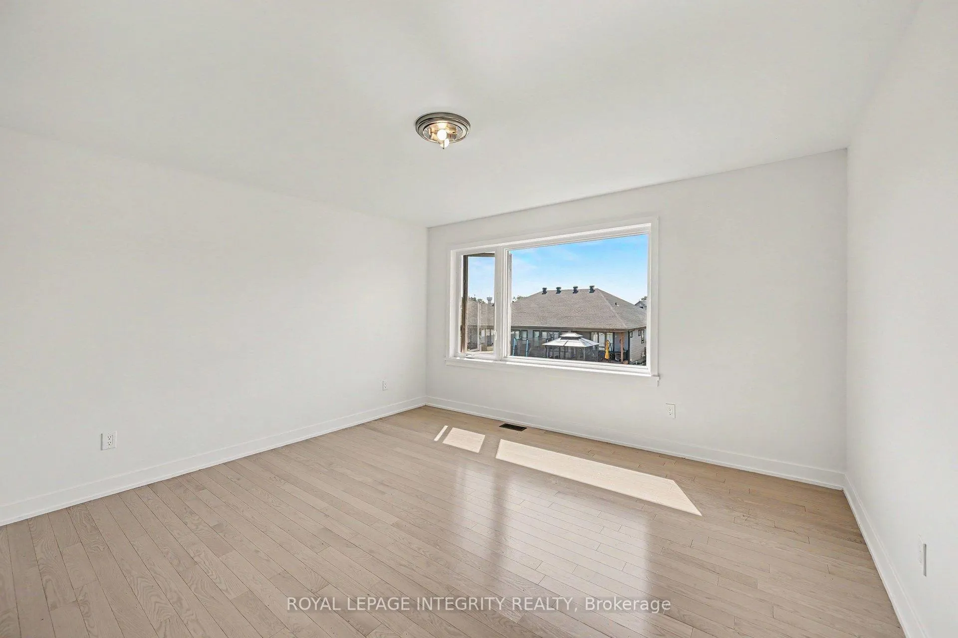 Photo 16 of 148 Thomas Street S, Arnprior, Arnprior — HOMEH