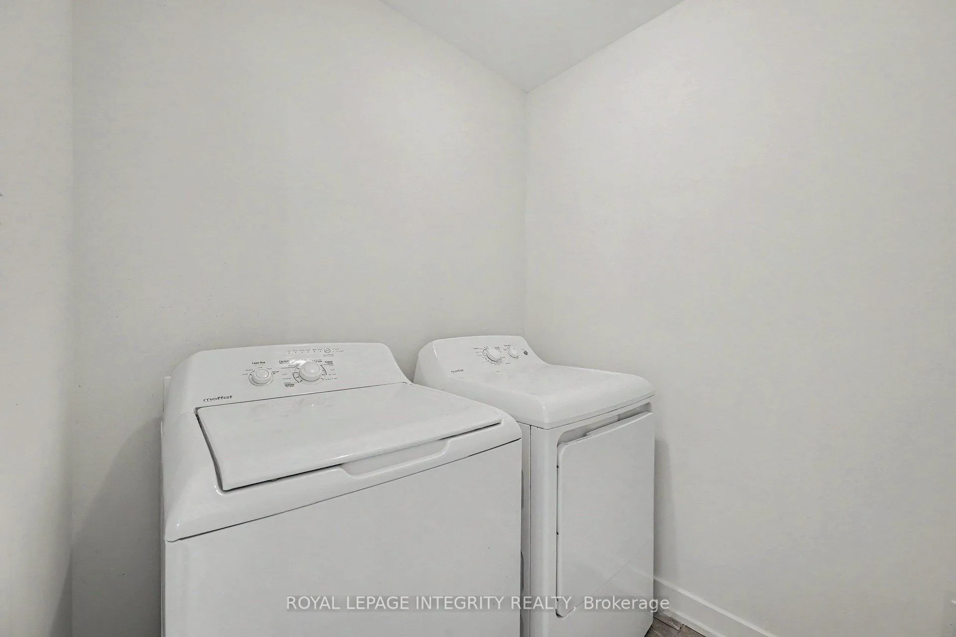 Photo 21 of 148 Thomas Street S, Arnprior, Arnprior — HOMEH