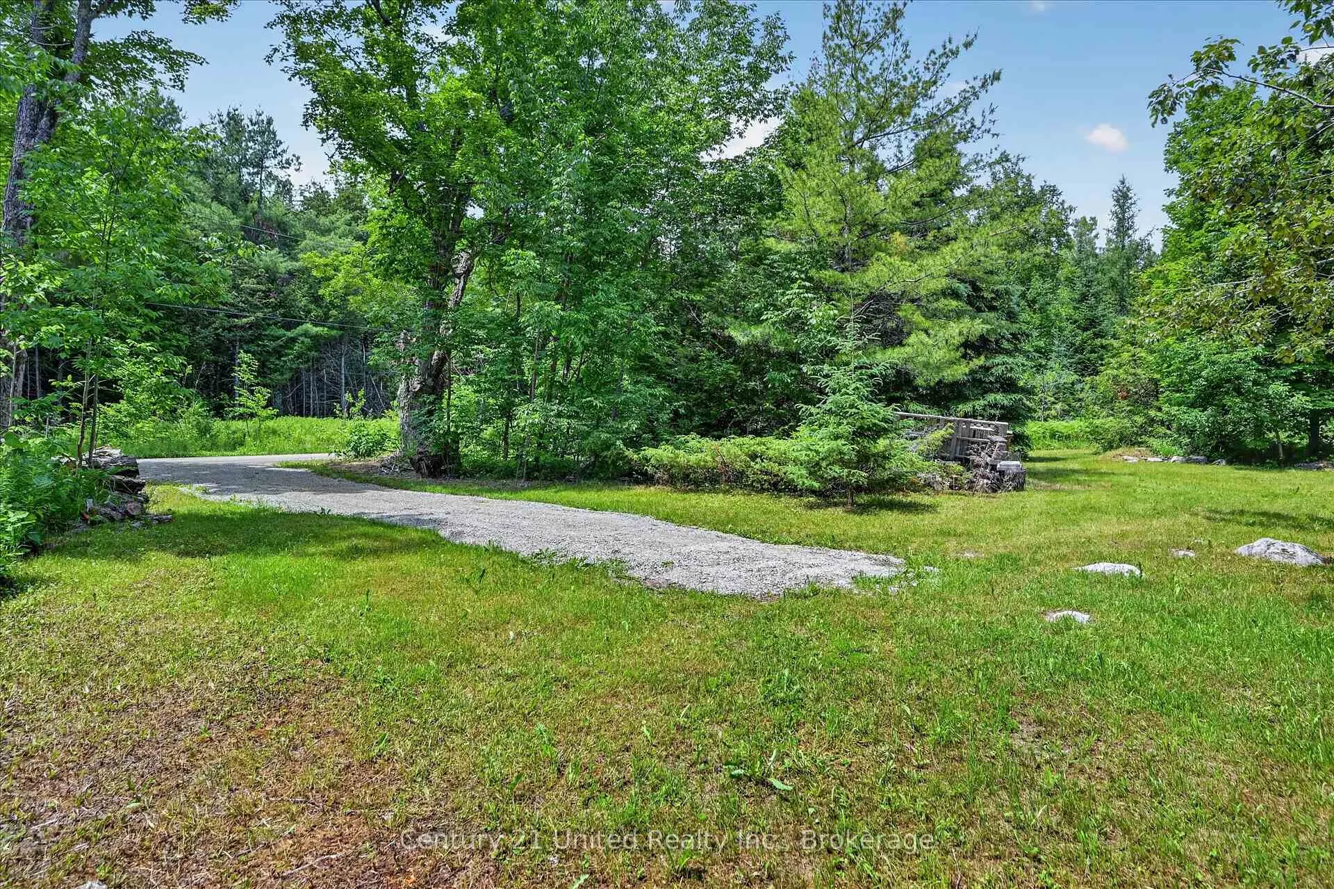 Photo 9 of 707 S Dummer 8th Line Road, Douro-Dummer — HOMEH