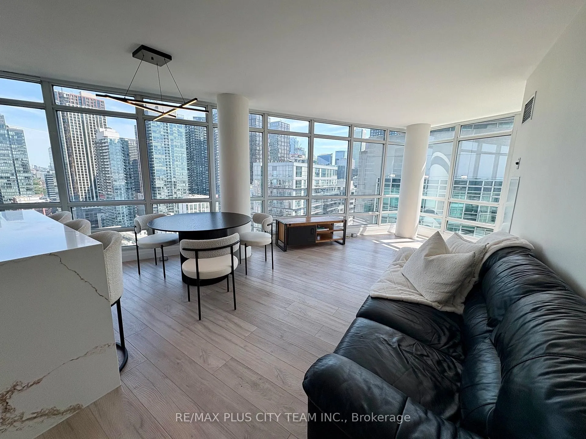 Photo 1 of Unit 3309, 397 Front Street W, Toronto, Waterfront Communities — HOMEH