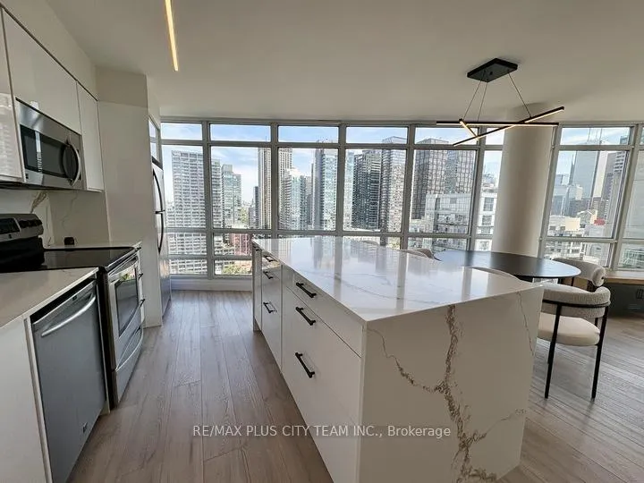 Photo 4 of Unit 3309, 397 Front Street W, Toronto, Waterfront Communities — HOMEH