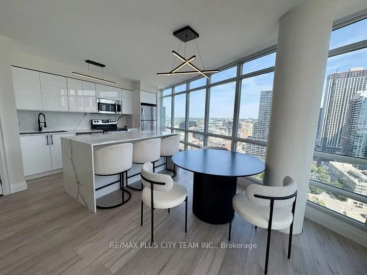Photo 5 of Unit 3309, 397 Front Street W, Toronto, Waterfront Communities — HOMEH