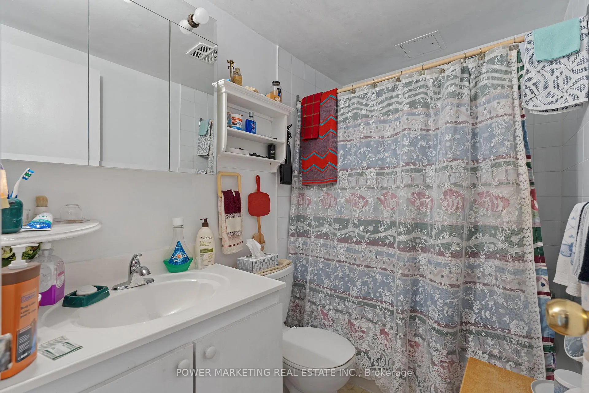 Photo 8 of Unit 1107, 2000 Jasmine Crescent, Ottawa, Beacon Hill South — HOMEH