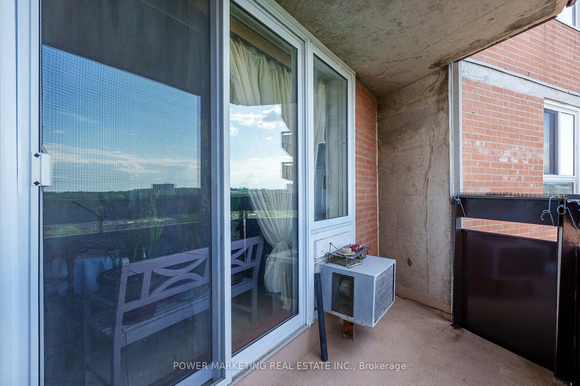 Photo 17 of Unit 1107, 2000 Jasmine Crescent, Ottawa, Beacon Hill South — HOMEH