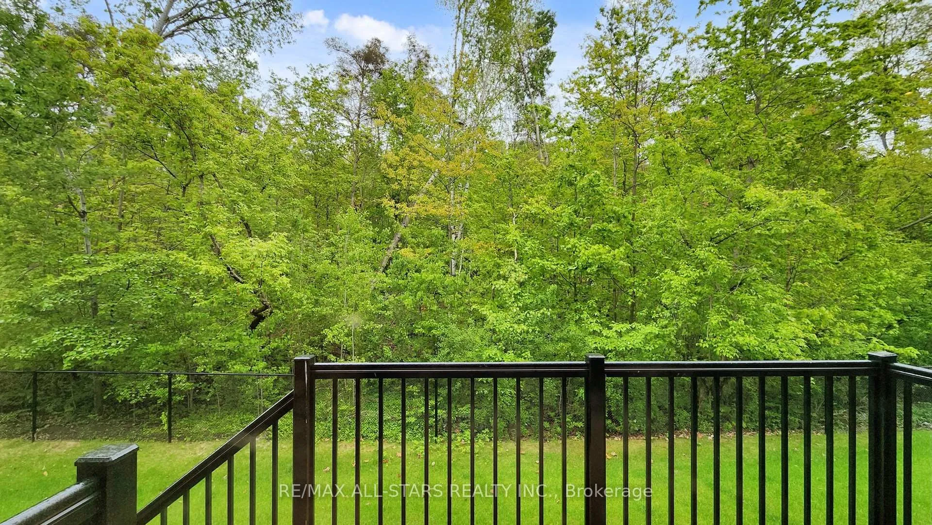 Photo 45 of 3 Lois Torrance Trail, Uxbridge — HOMEH