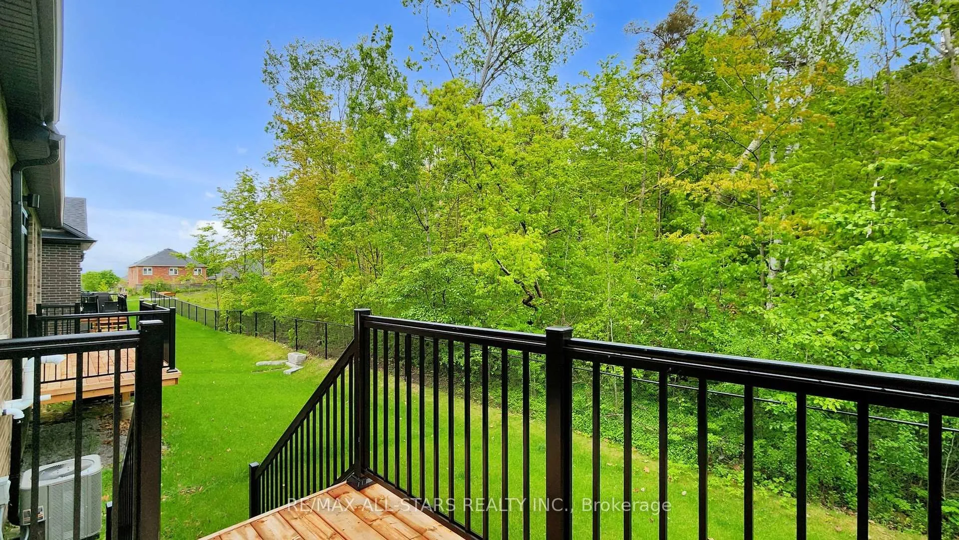 Photo 46 of 3 Lois Torrance Trail, Uxbridge — HOMEH