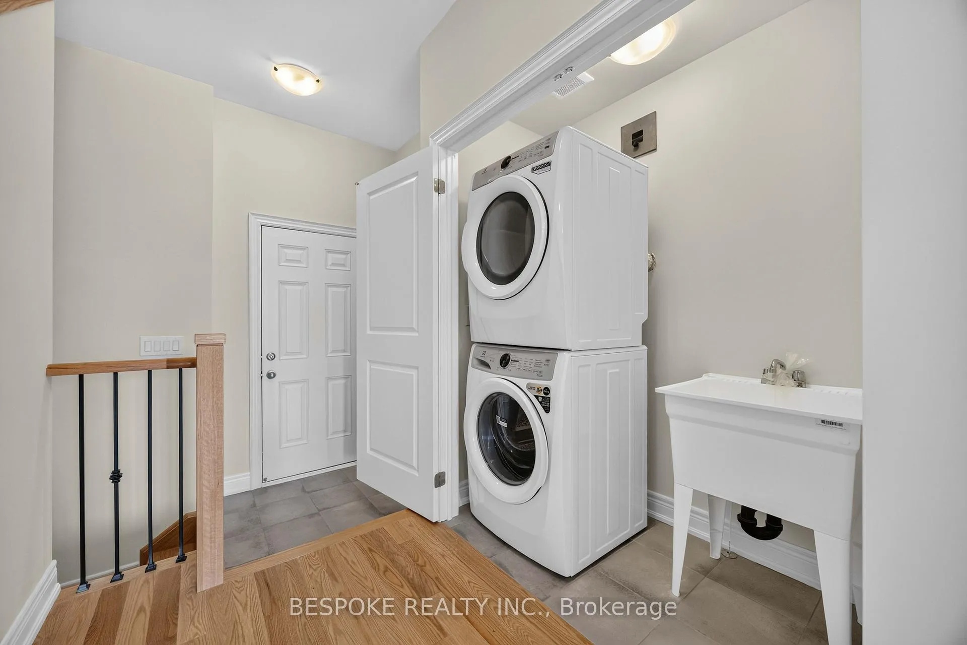Photo 9 of 2938 Whites Road, Pickering, Rural Pickering — HOMEH