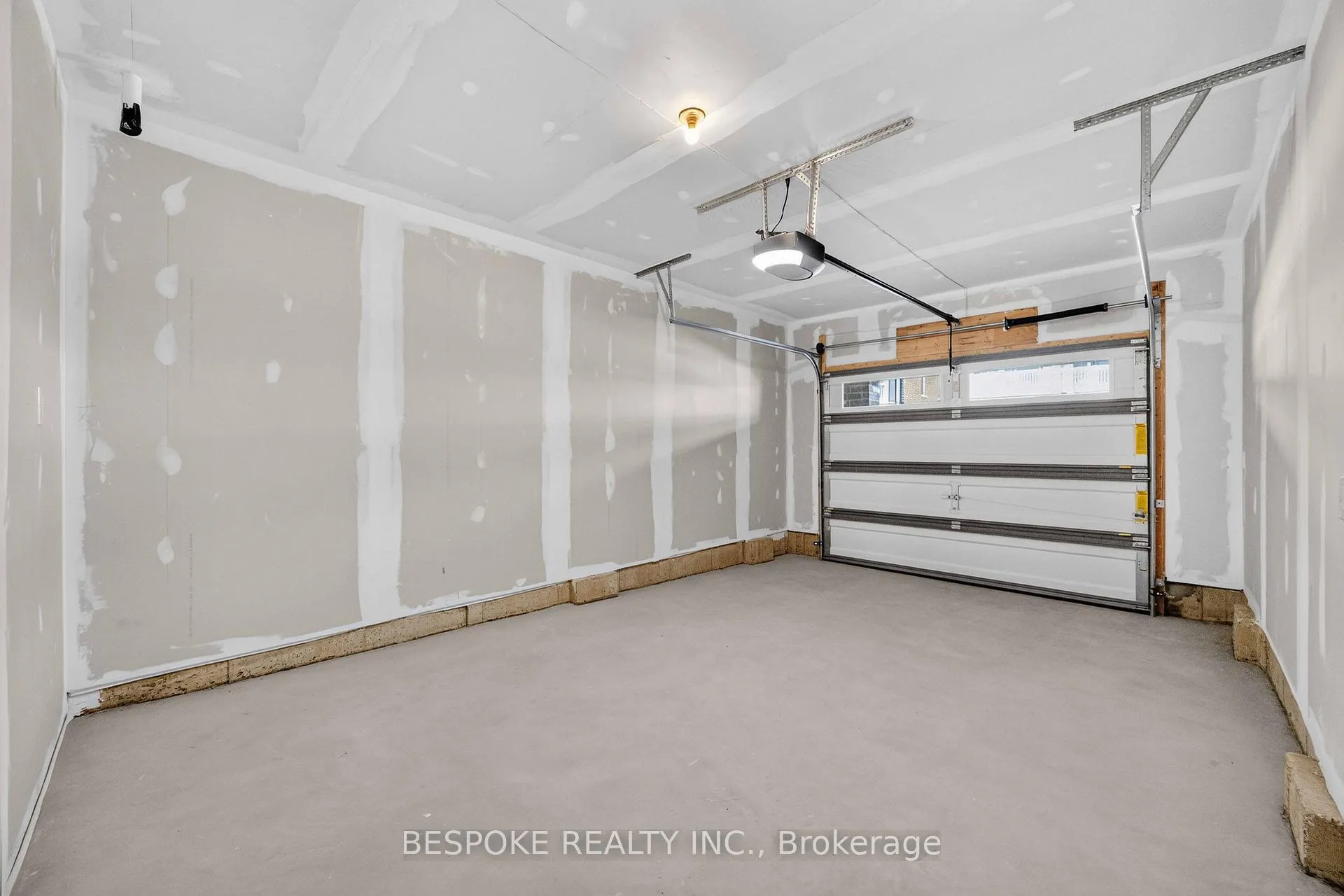 Photo 31 of 2938 Whites Road, Pickering, Rural Pickering — HOMEH