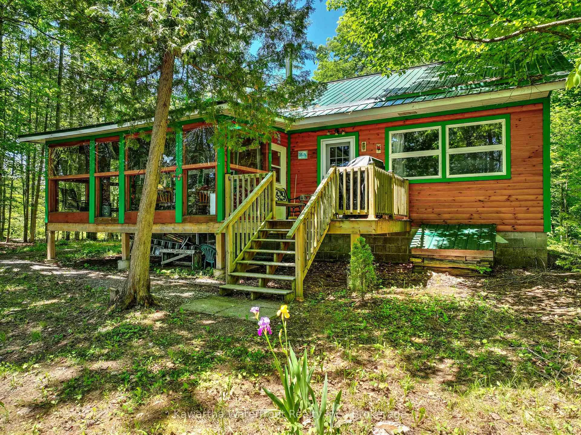 Photo 2 of 14 Baker Boulevard, Kawartha Lakes, Laxton/Digby/Longford — HOMEH
