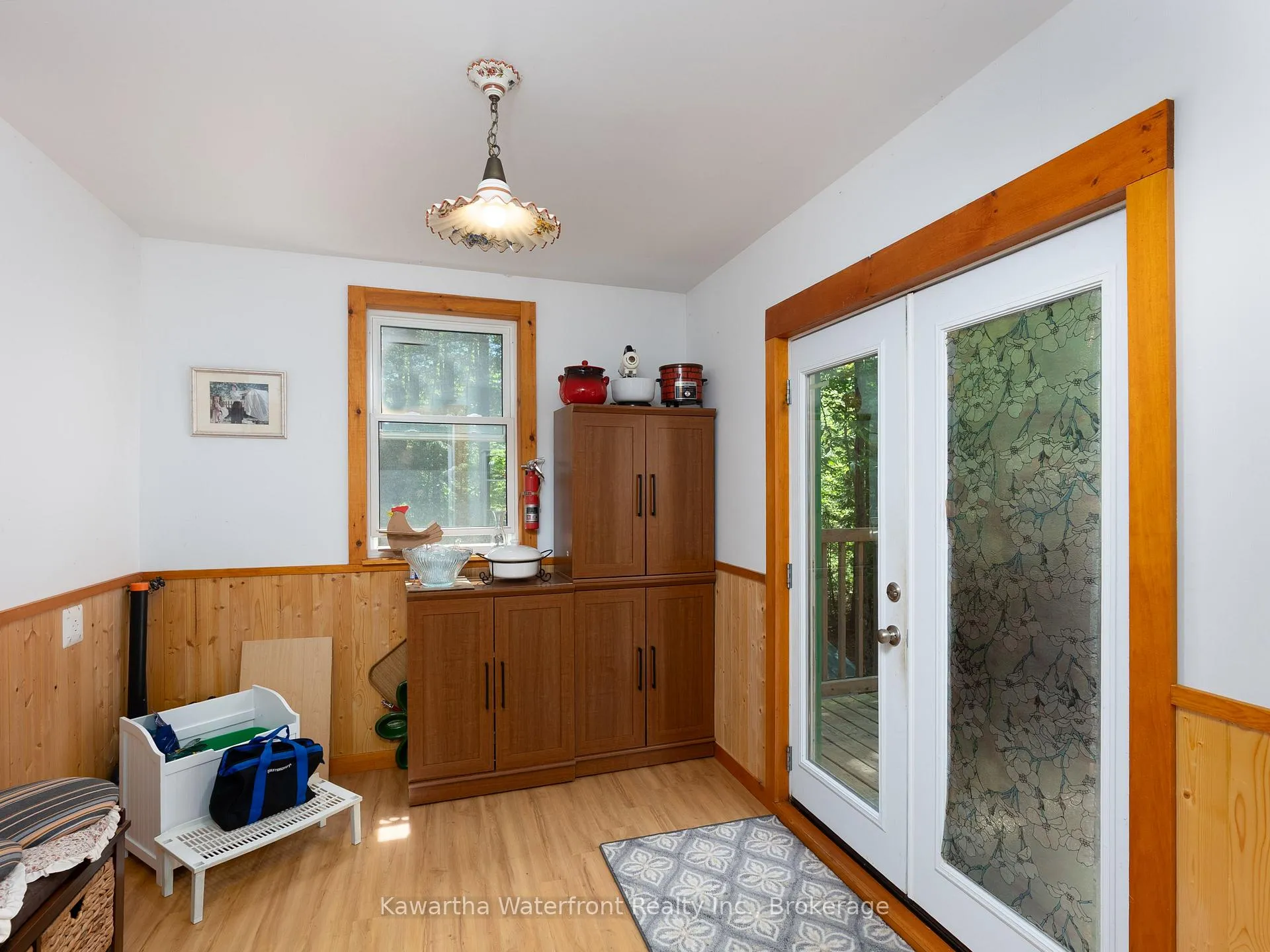 Photo 8 of 14 Baker Boulevard, Kawartha Lakes, Laxton/Digby/Longford — HOMEH
