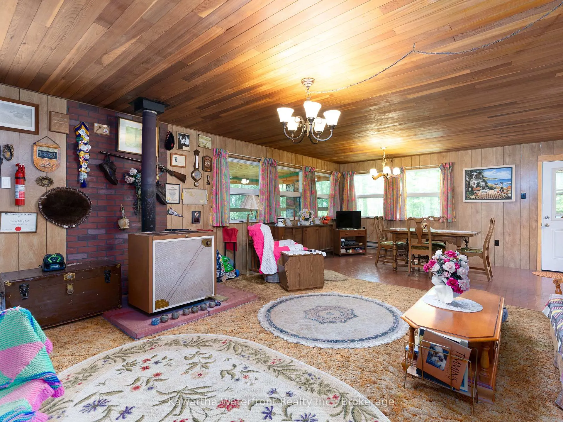 Photo 12 of 14 Baker Boulevard, Kawartha Lakes, Laxton/Digby/Longford — HOMEH