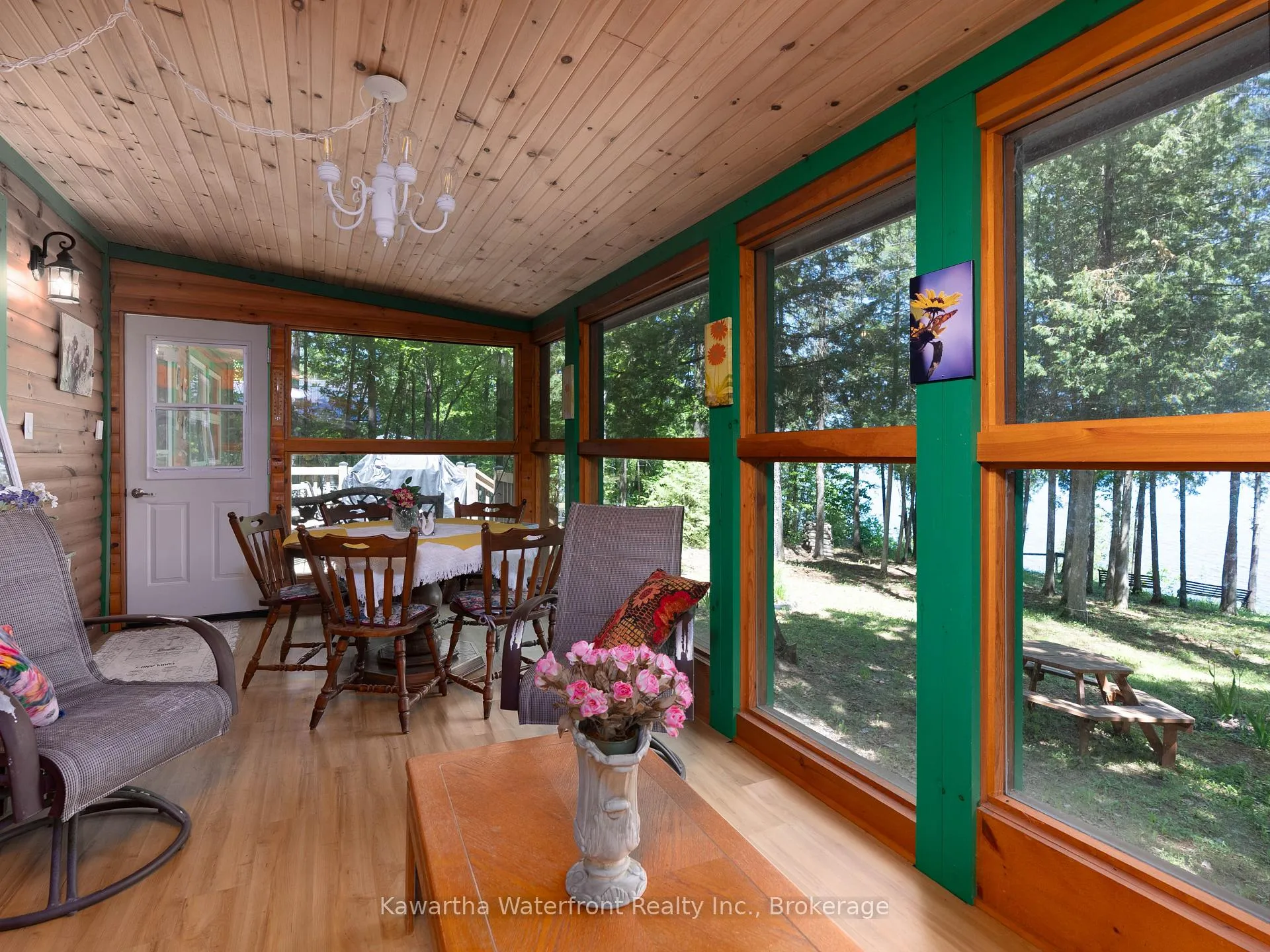 Photo 19 of 14 Baker Boulevard, Kawartha Lakes, Laxton/Digby/Longford — HOMEH
