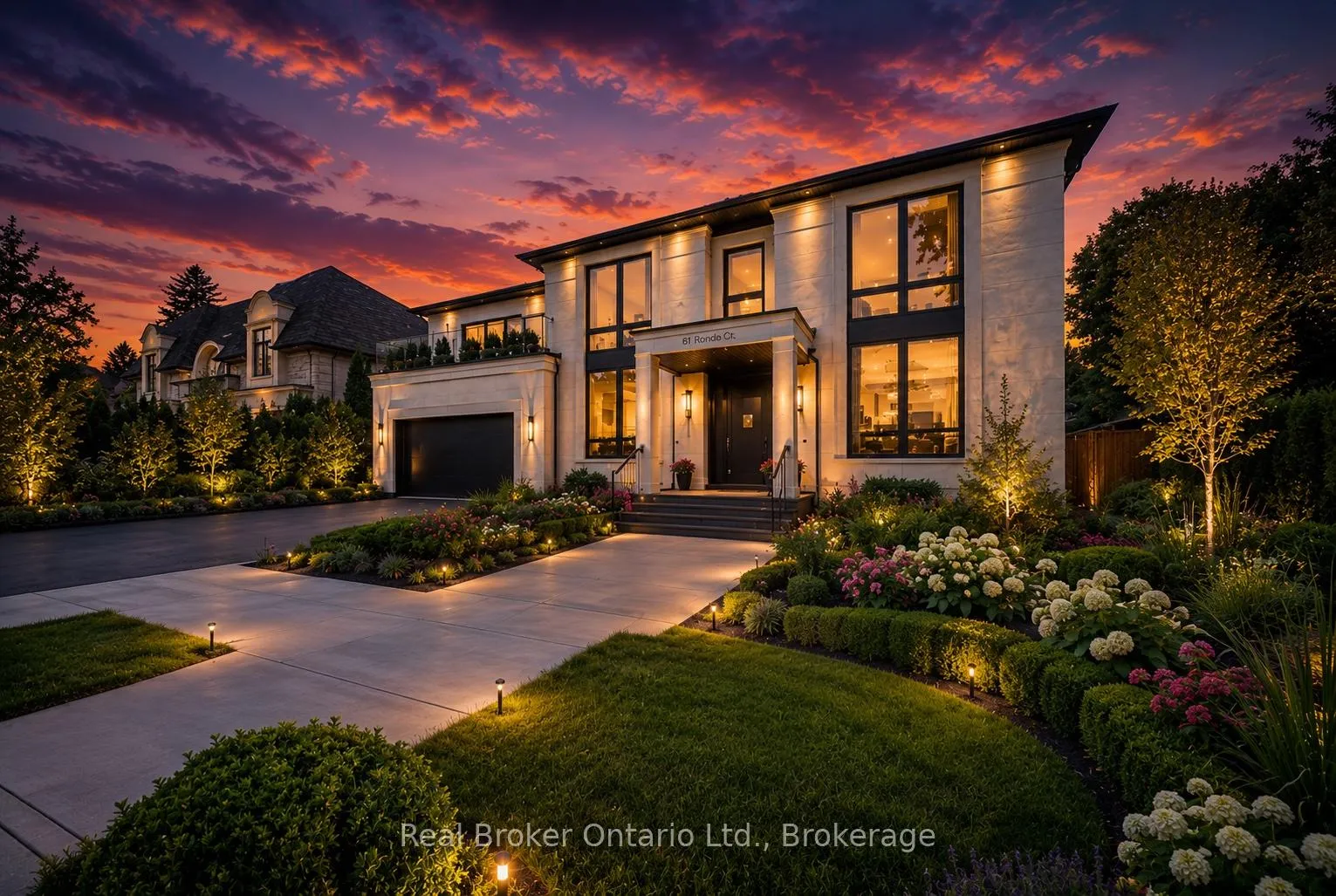 Front of 61 Floresta Court