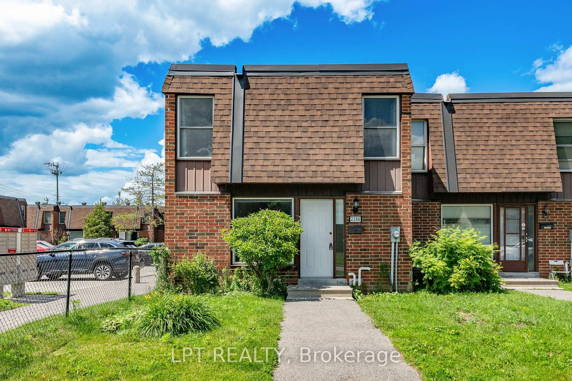 Photo 1 of 2286 Cotters Crescent, Ottawa, Windsor Park Village — HOMEH