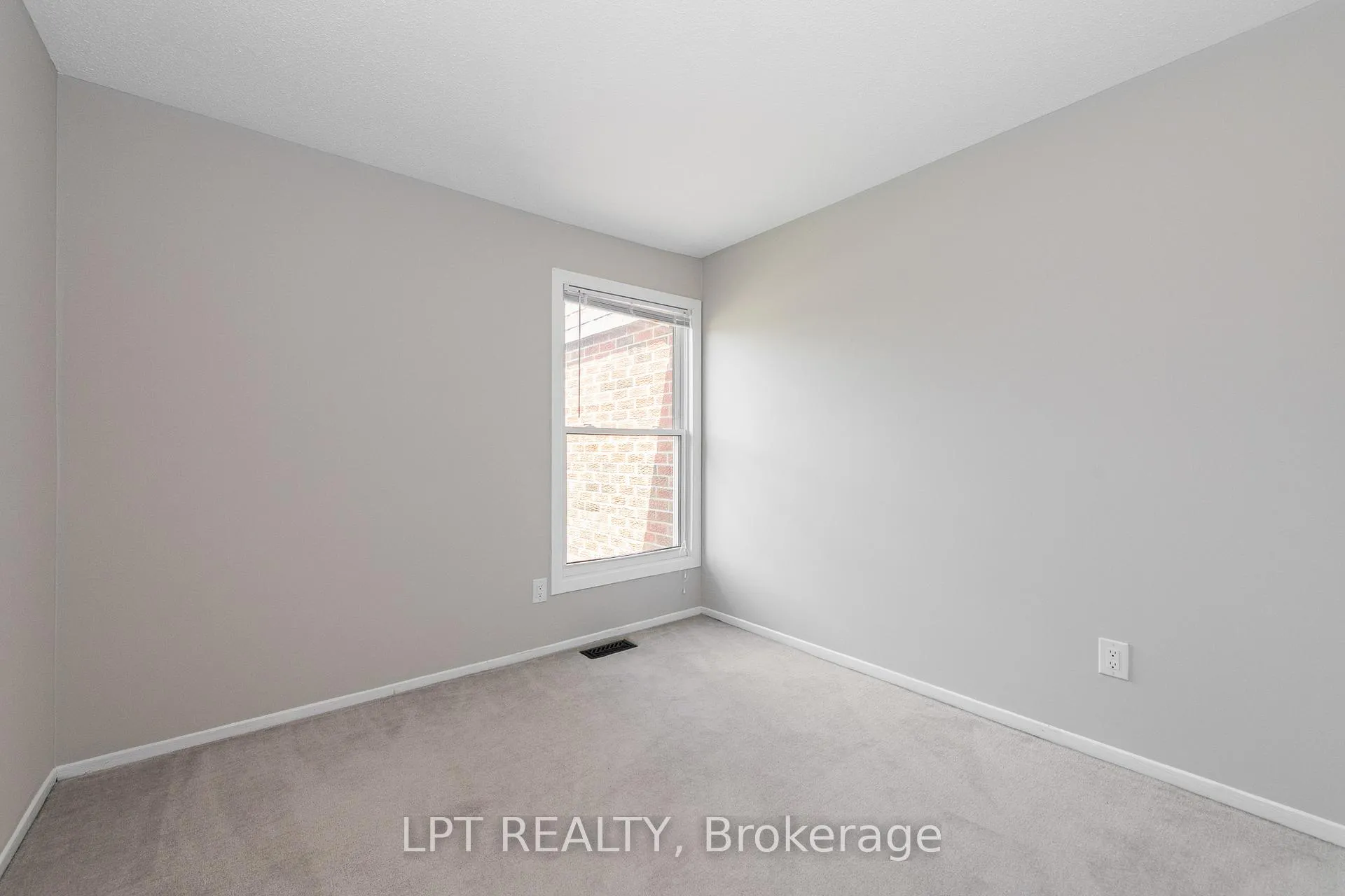 Photo 17 of 2286 Cotters Crescent, Ottawa, Windsor Park Village — HOMEH