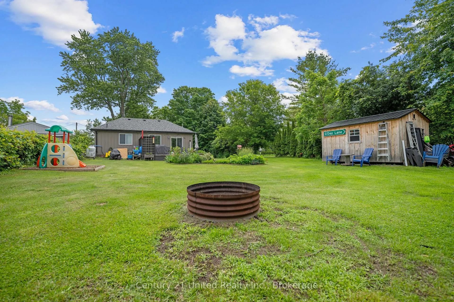Photo 9 of 5402 Young Street, Hamilton Township, Rural Hamilton — HOMEH