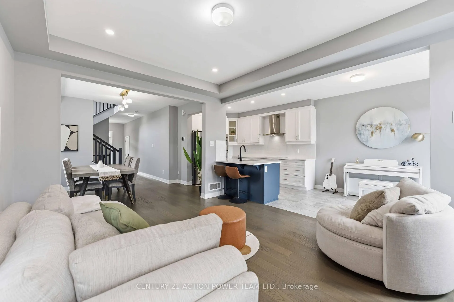 Photo 9 of 2195 Winsome Terrace, Ottawa, Fallingbrook/Gardenway South — HOMEH