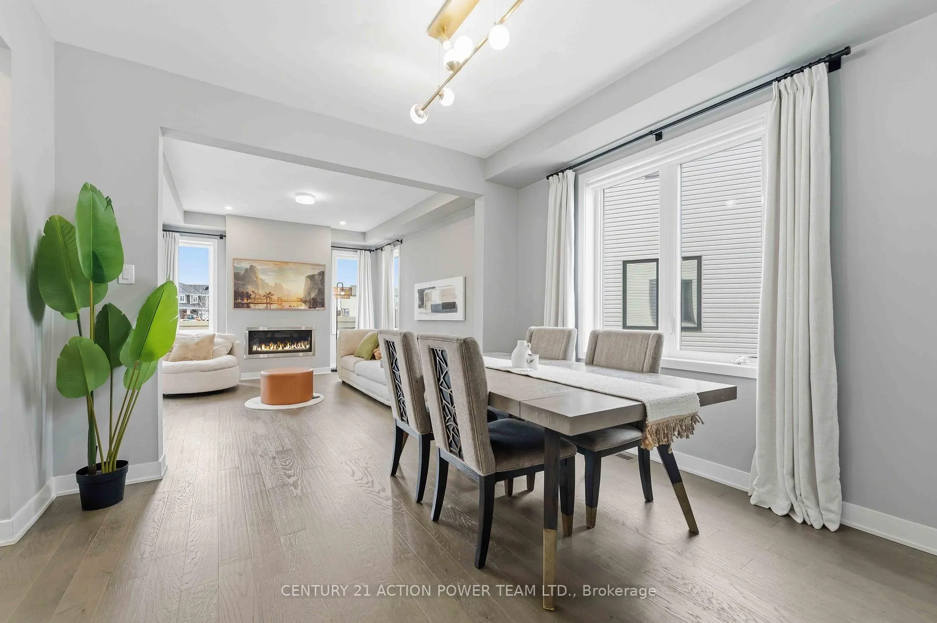 Photo 10 of 2195 Winsome Terrace, Ottawa, Fallingbrook/Gardenway South — HOMEH