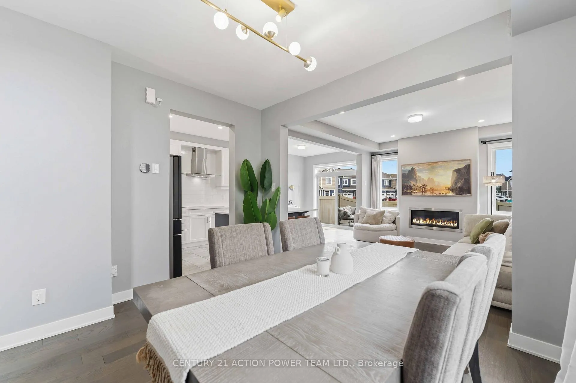 Photo 12 of 2195 Winsome Terrace, Ottawa, Fallingbrook/Gardenway South — HOMEH