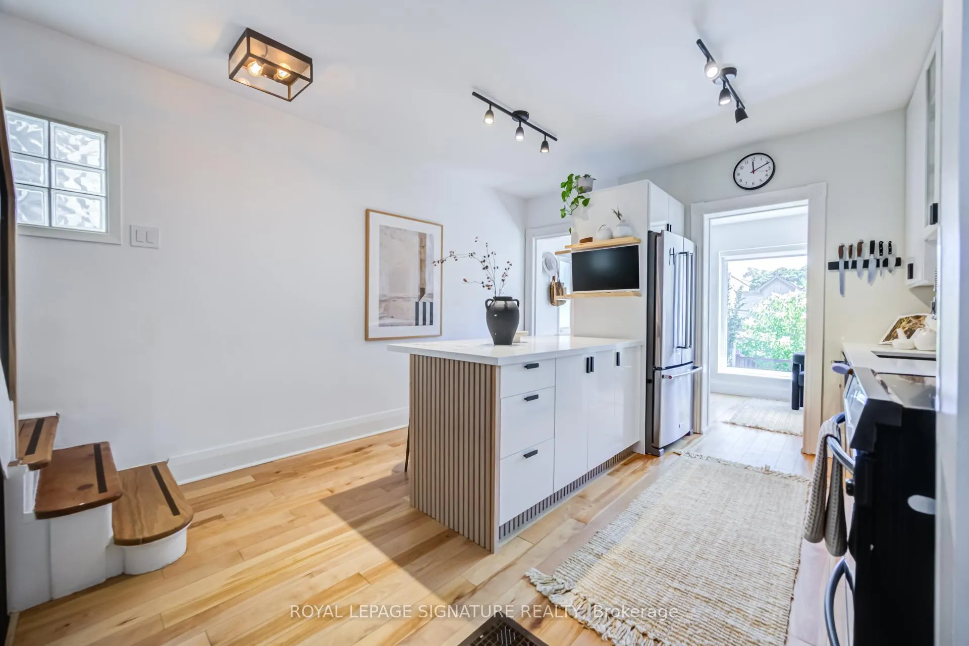 Photo 10 of 442 Rhodes Avenue, Toronto, Greenwood-Coxwell — HOMEH