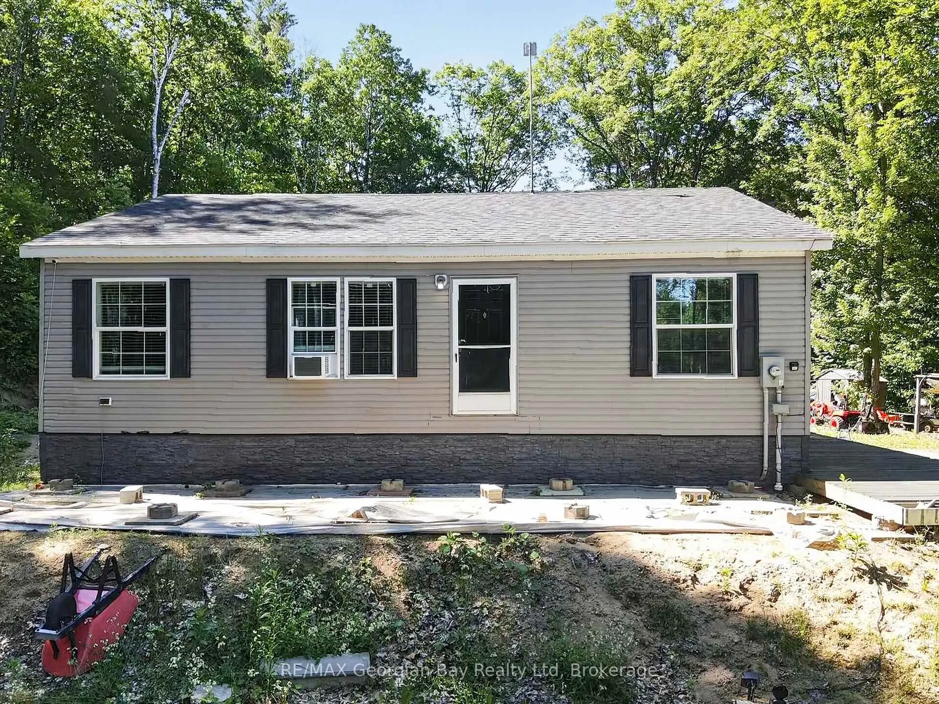 Photo of 927 Vindin Street