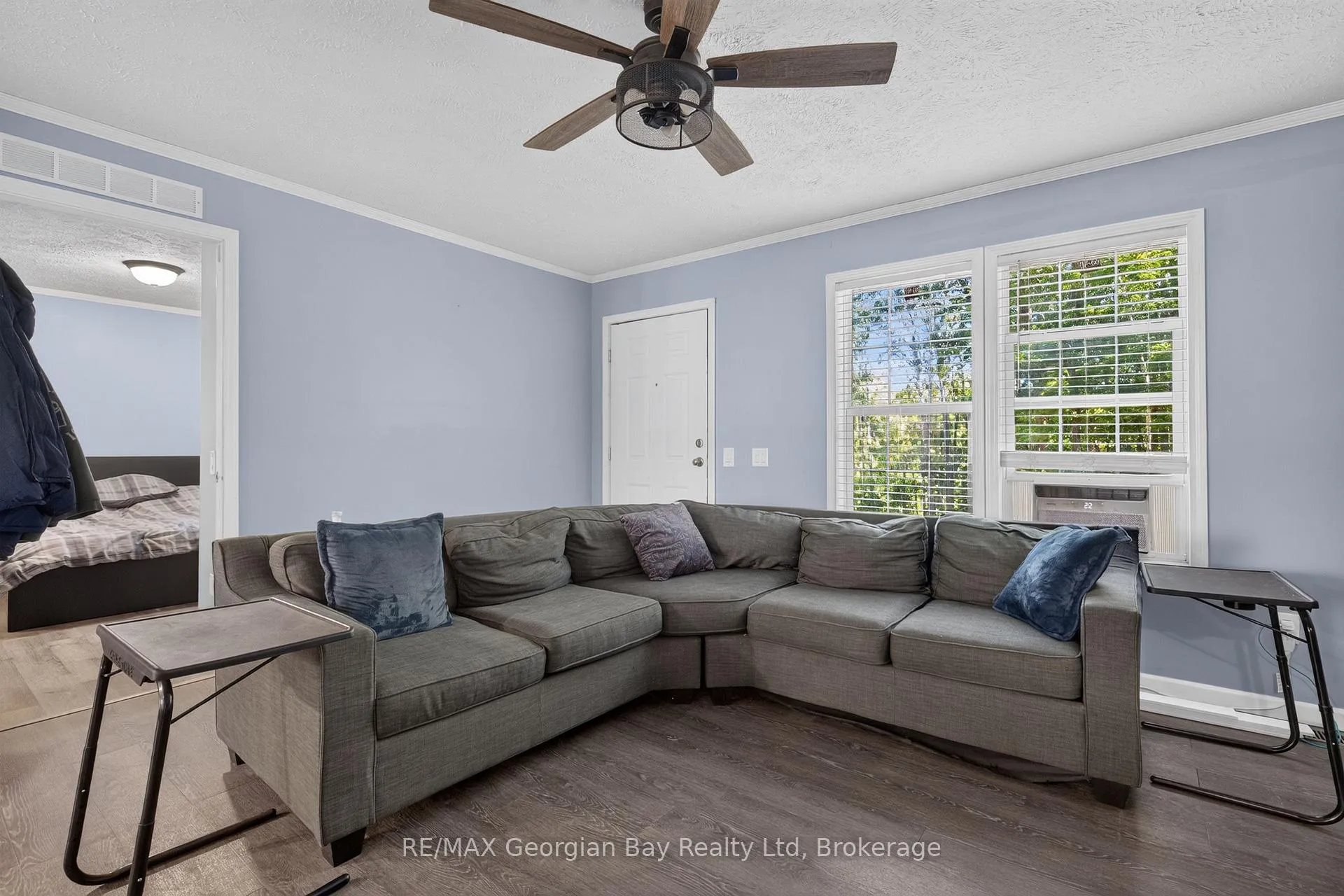 Photo 6 of 927 Vindin Street, Midland — HOMEH