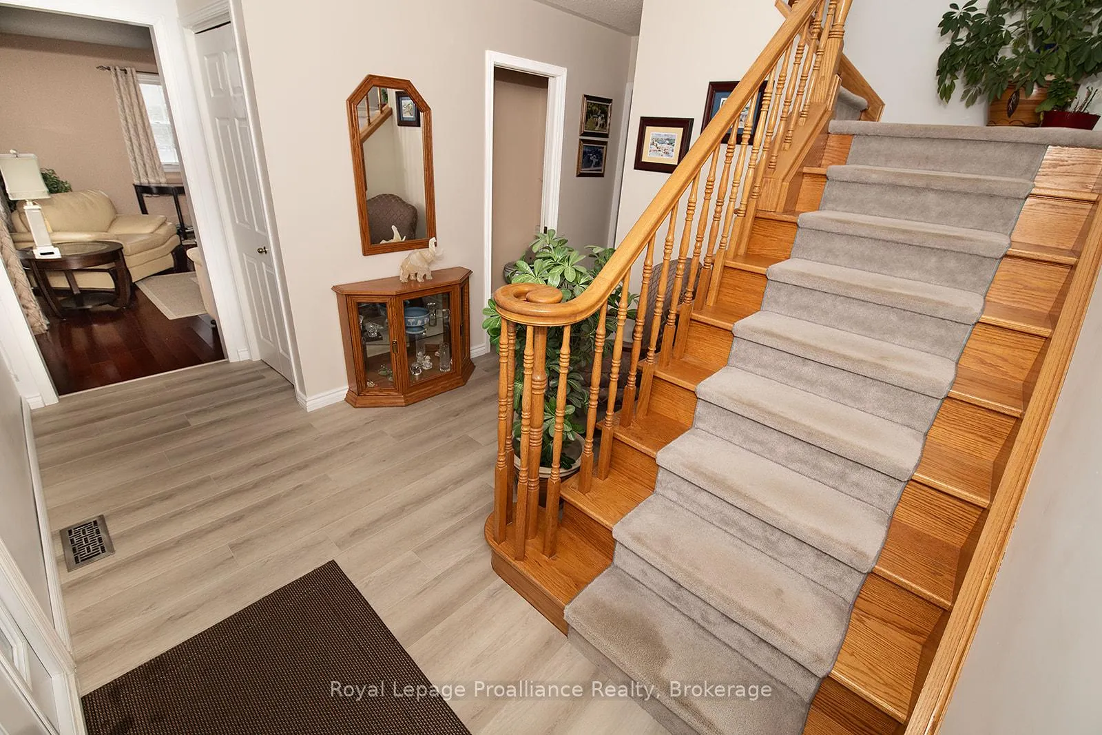 Photo 9 of 61 Sills Road, Belleville, Thurlow Ward — HOMEH