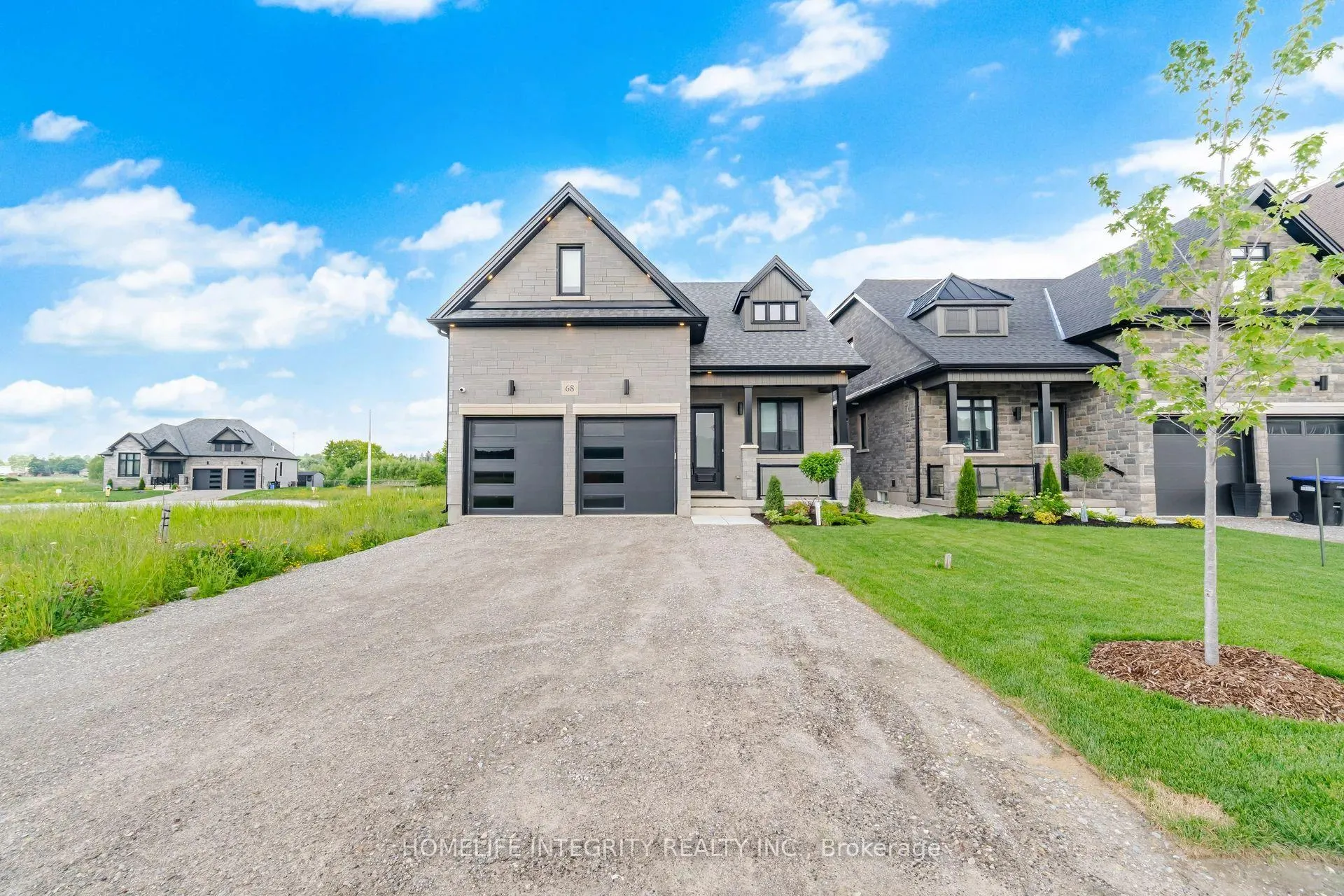 Photo 2 of 68 Kiernan Crescent N, New Tecumseth, Alliston — HOMEH