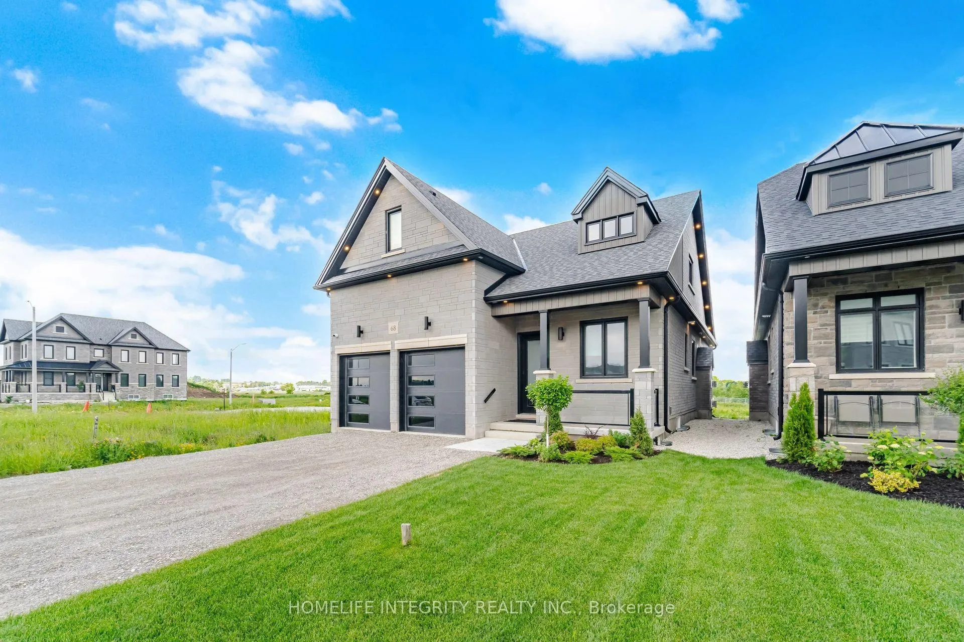 Photo 3 of 68 Kiernan Crescent N, New Tecumseth, Alliston — HOMEH