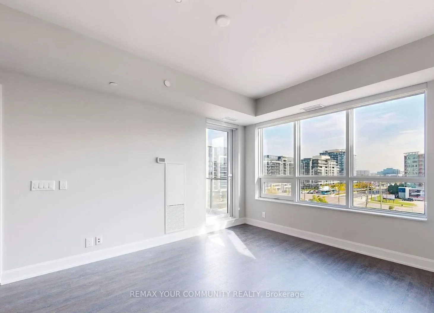 Photo 2 of Unit 505, 38 Gandhi Lane, Markham, Commerce Valley — HOMEH