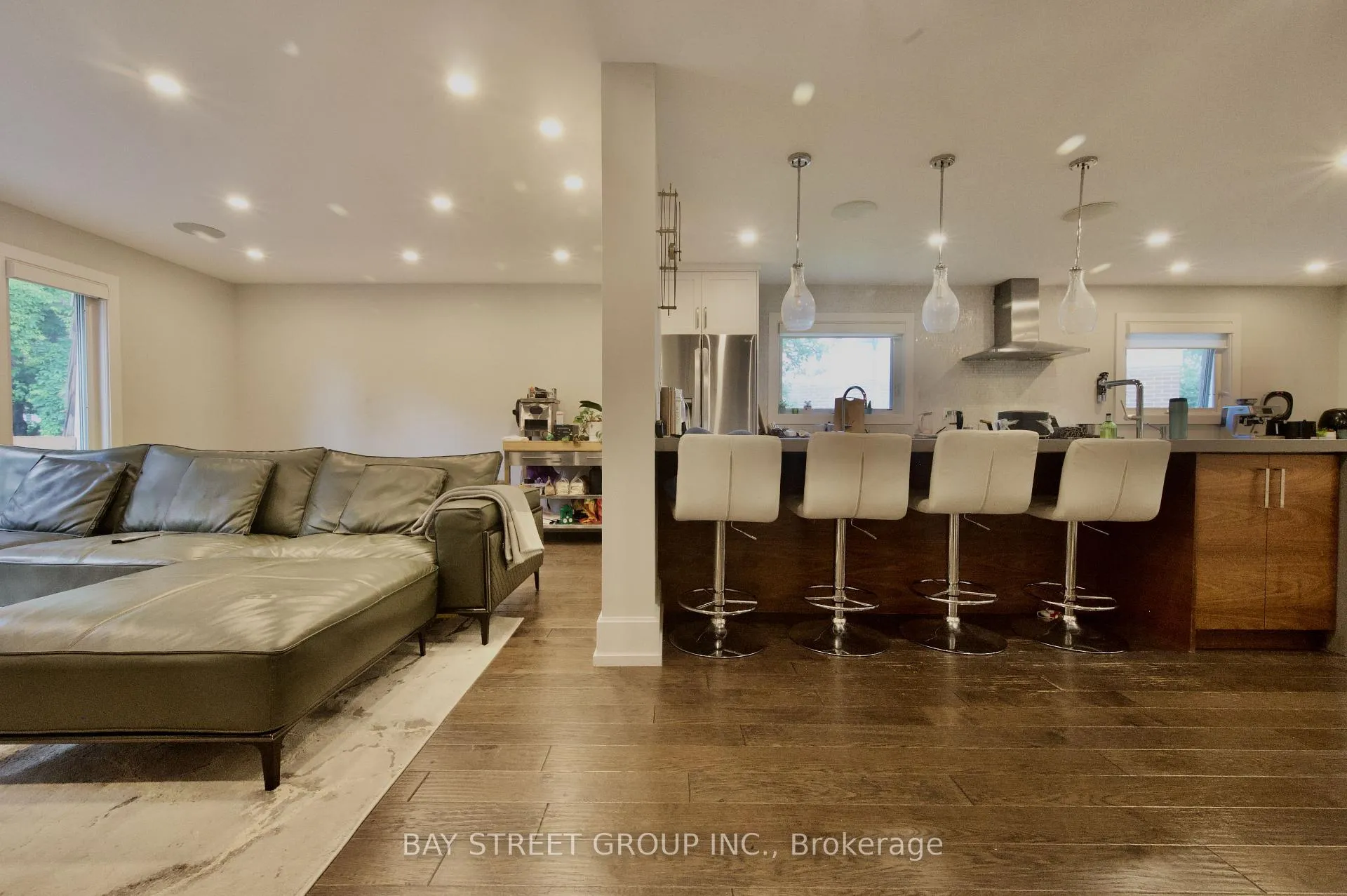 Photo 5 of 22 Thurgate Crescent, Markham, German Mills — HOMEH