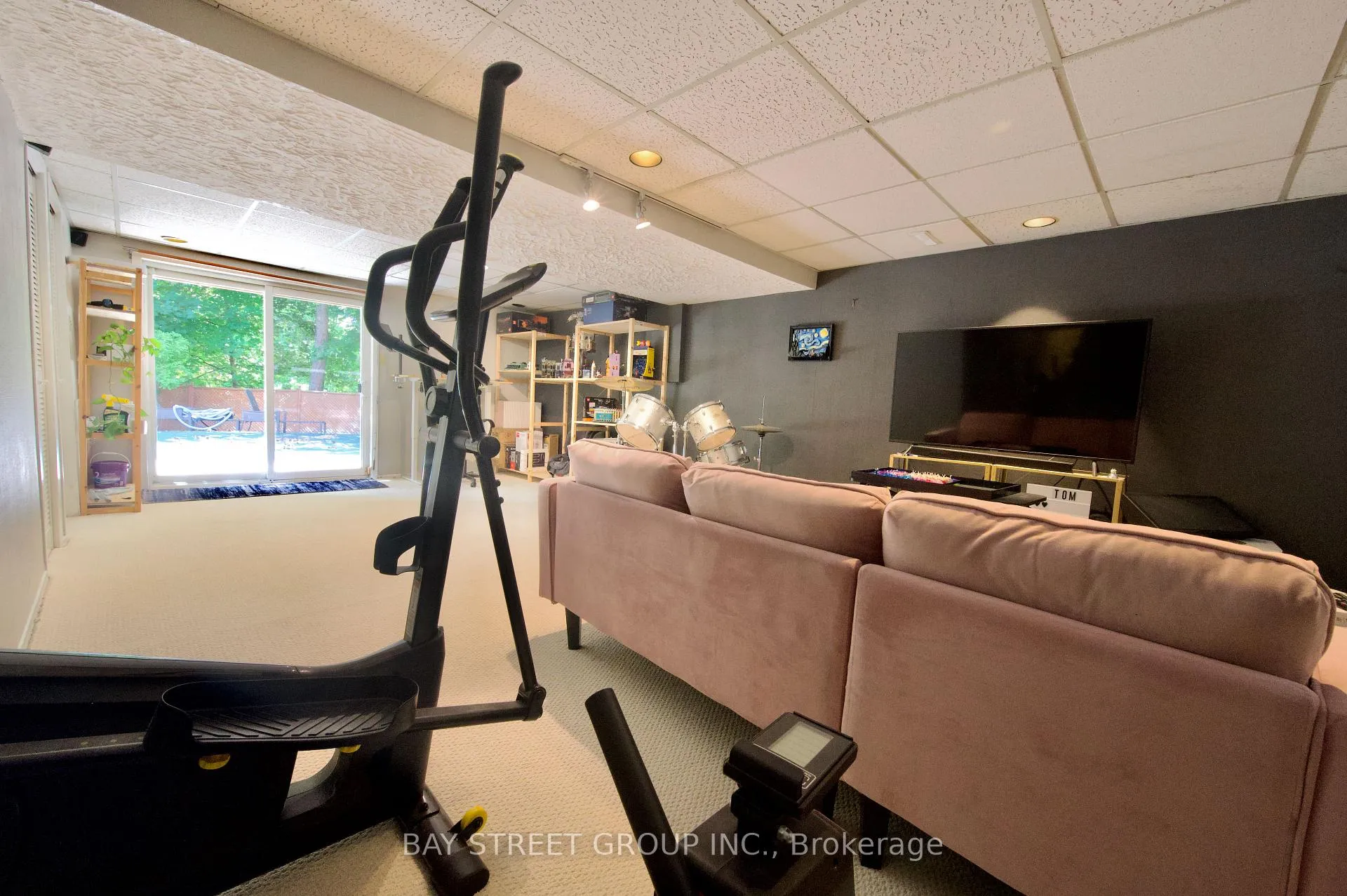 Photo 9 of 22 Thurgate Crescent, Markham, German Mills — HOMEH