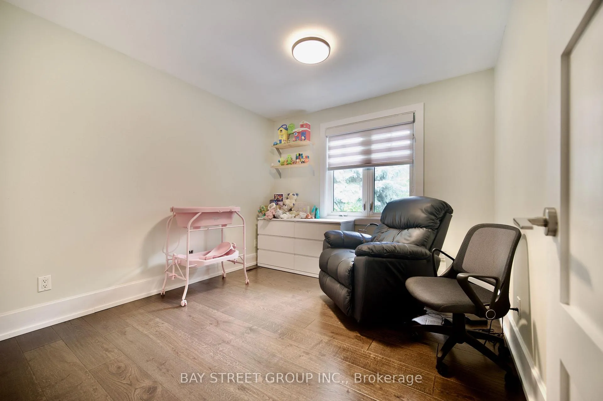 Photo 19 of 22 Thurgate Crescent, Markham, German Mills — HOMEH