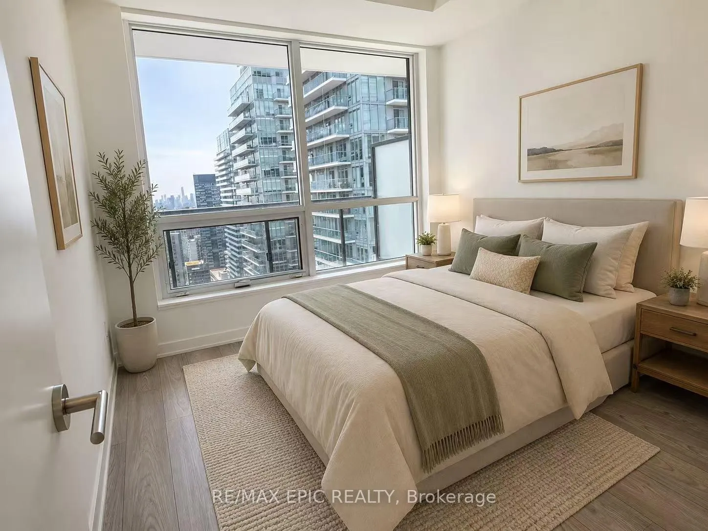 Photo 8 of Unit 2913S, 110 Broadway Avenue, Toronto, Mount Pleasant West — HOMEH
