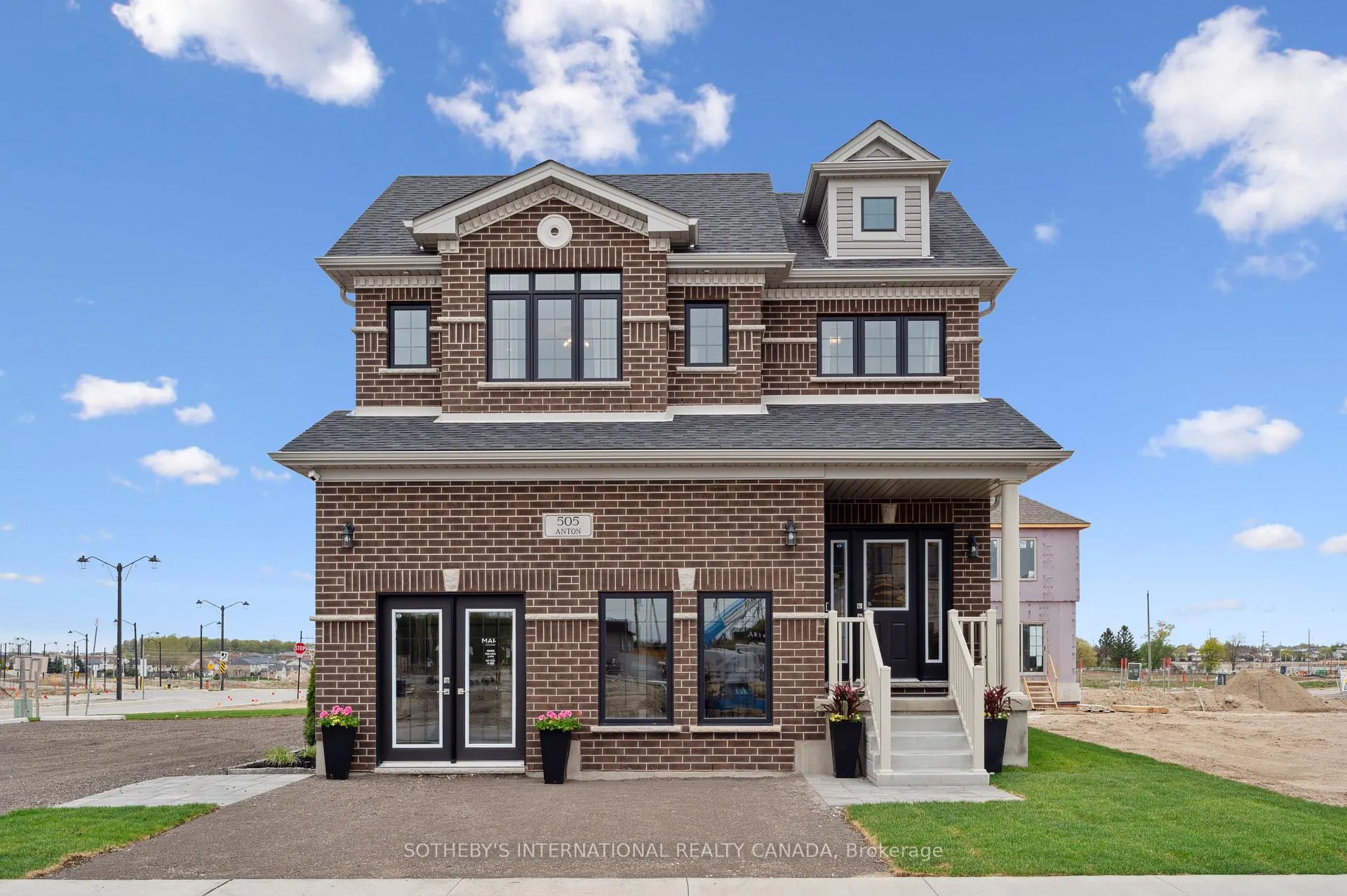 Photo 1 of 629 Anton Crescent, Kitchener, Rosenburg — HOMEH