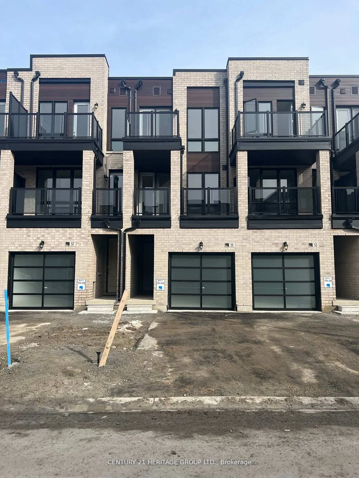 Photo 5 of 55 Mikayla Lane, Markham, Cornell — HOMEH