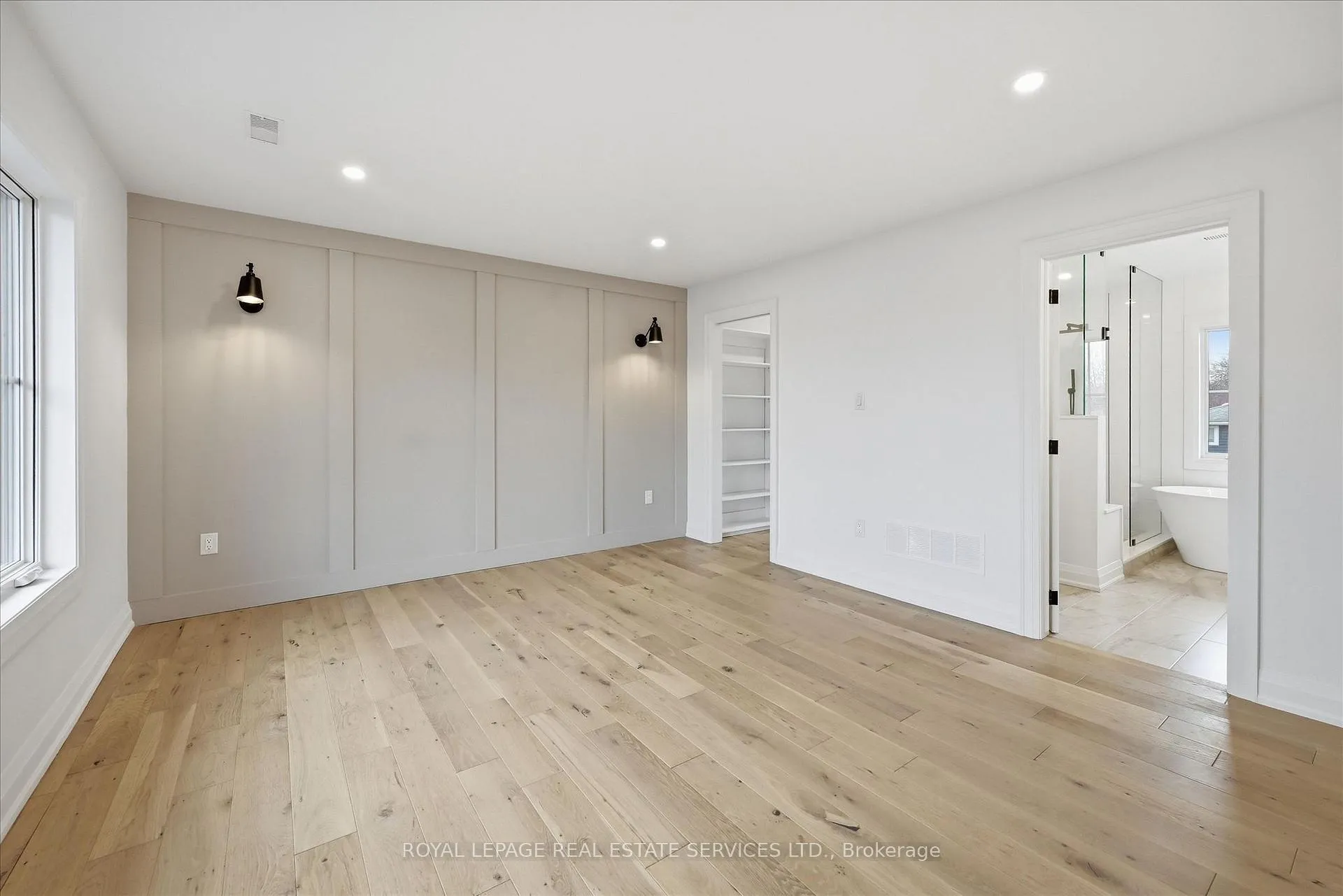 Photo 21 of 2212 Urwin Crescent, Oakville, West — HOMEH