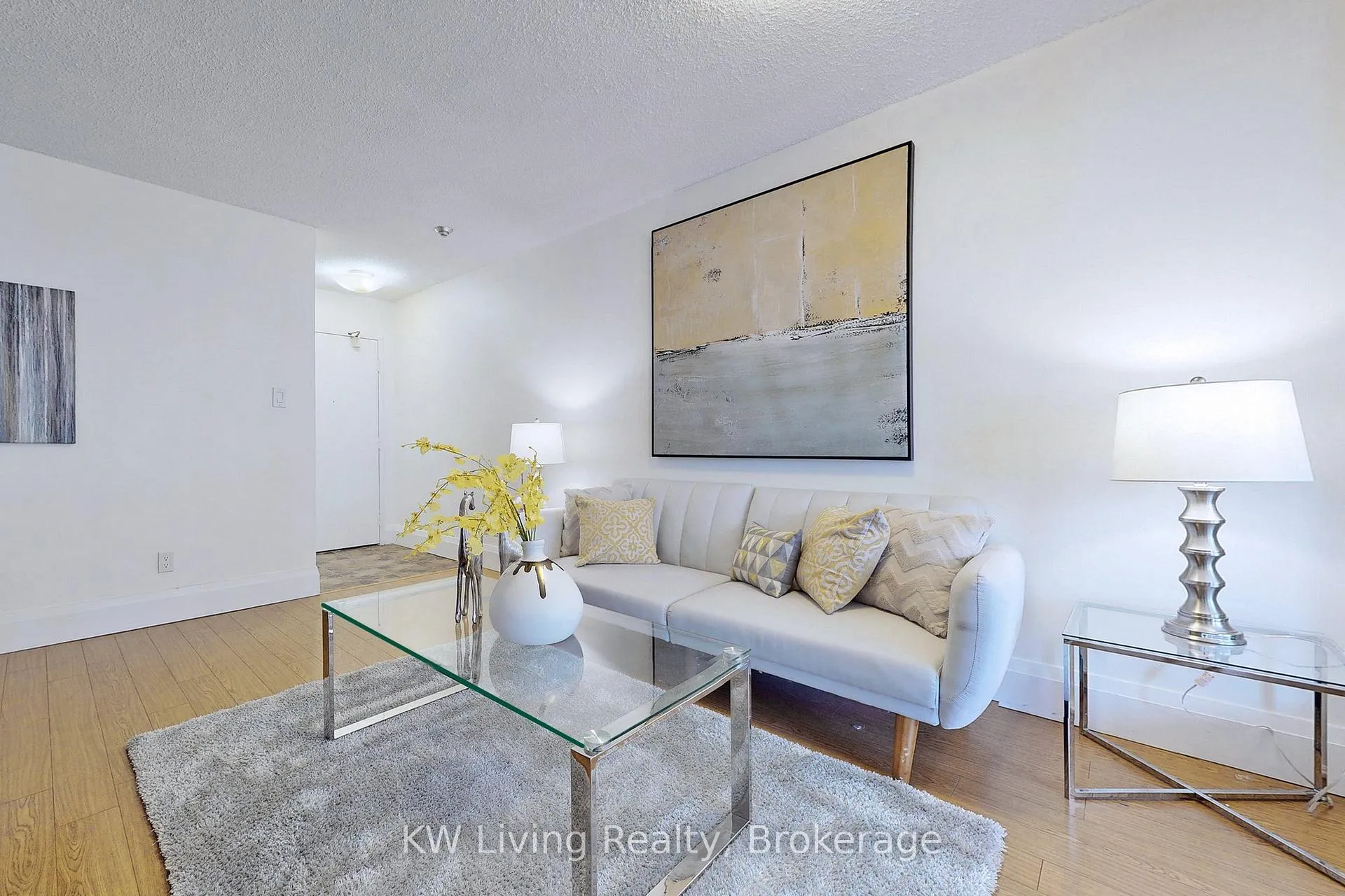 Photo 9 of Unit 814, 633 Bay Street, Toronto, Bay Street Corridor — HOMEH