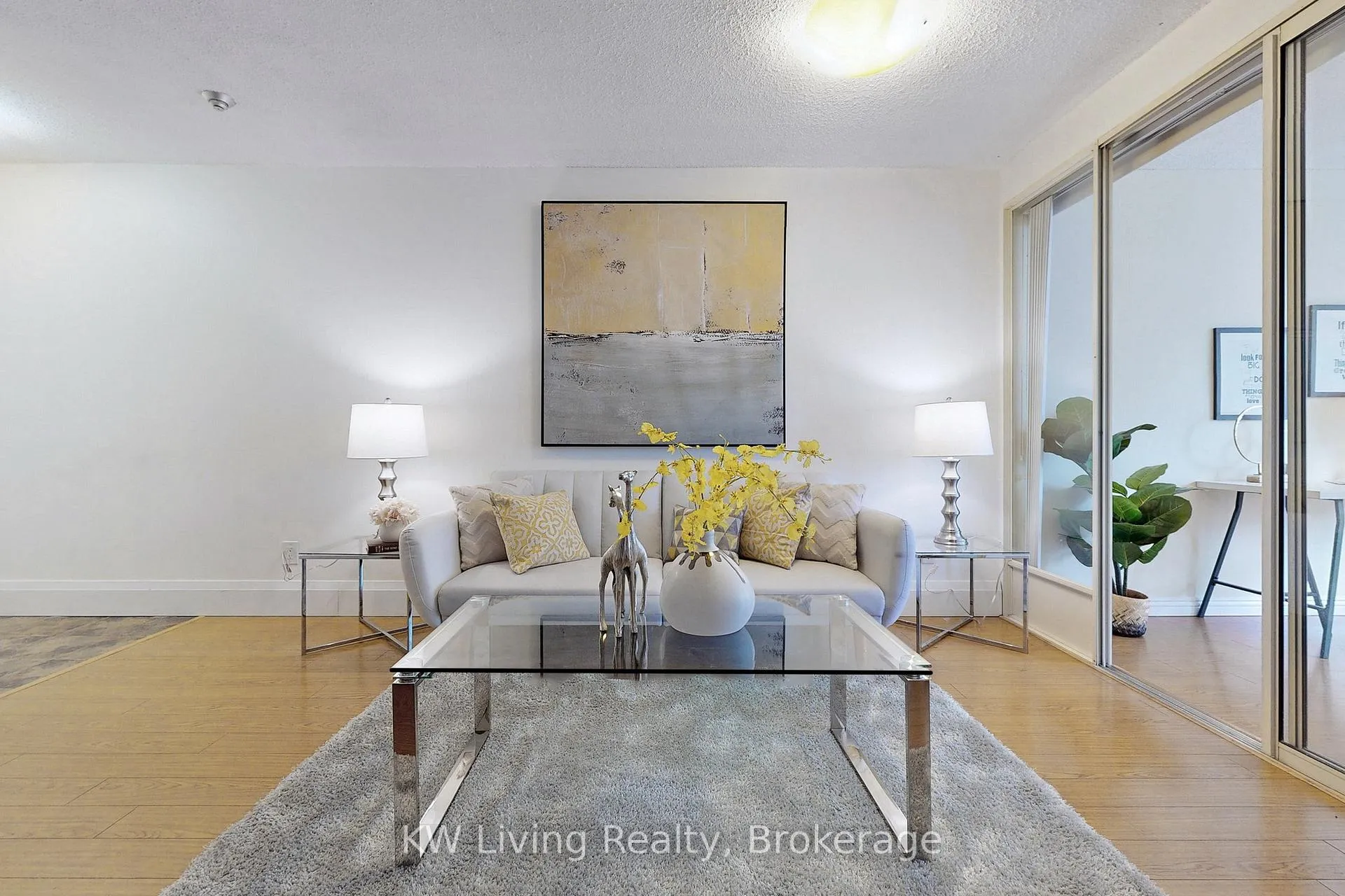 Photo 11 of Unit 814, 633 Bay Street, Toronto, Bay Street Corridor — HOMEH