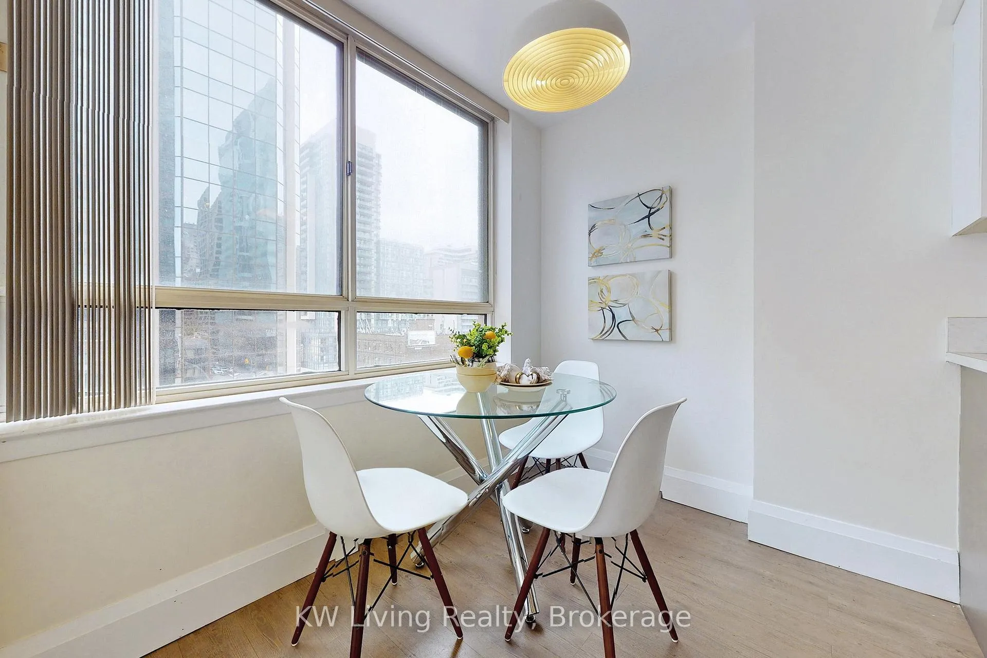 Photo 25 of Unit 814, 633 Bay Street, Toronto, Bay Street Corridor — HOMEH