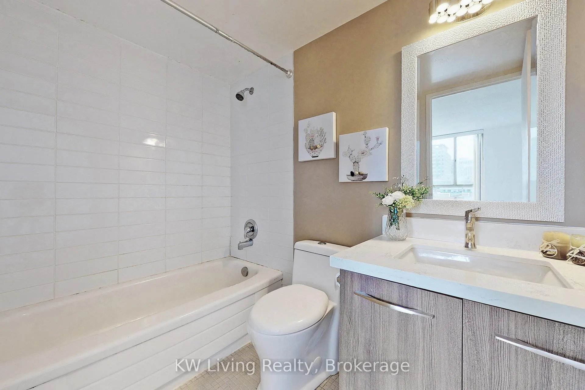Photo 31 of Unit 814, 633 Bay Street, Toronto, Bay Street Corridor — HOMEH
