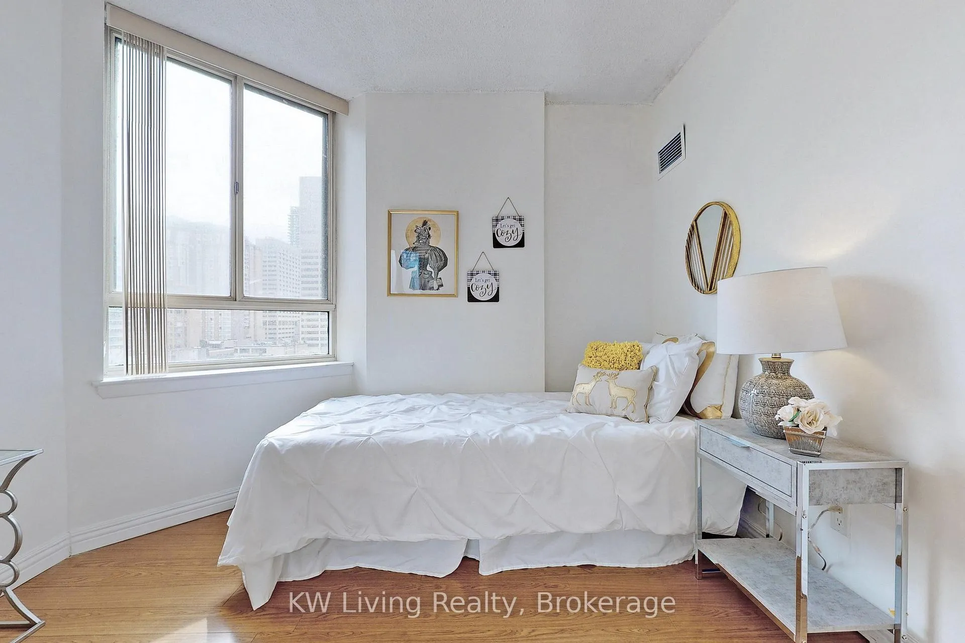 Photo 34 of Unit 814, 633 Bay Street, Toronto, Bay Street Corridor — HOMEH