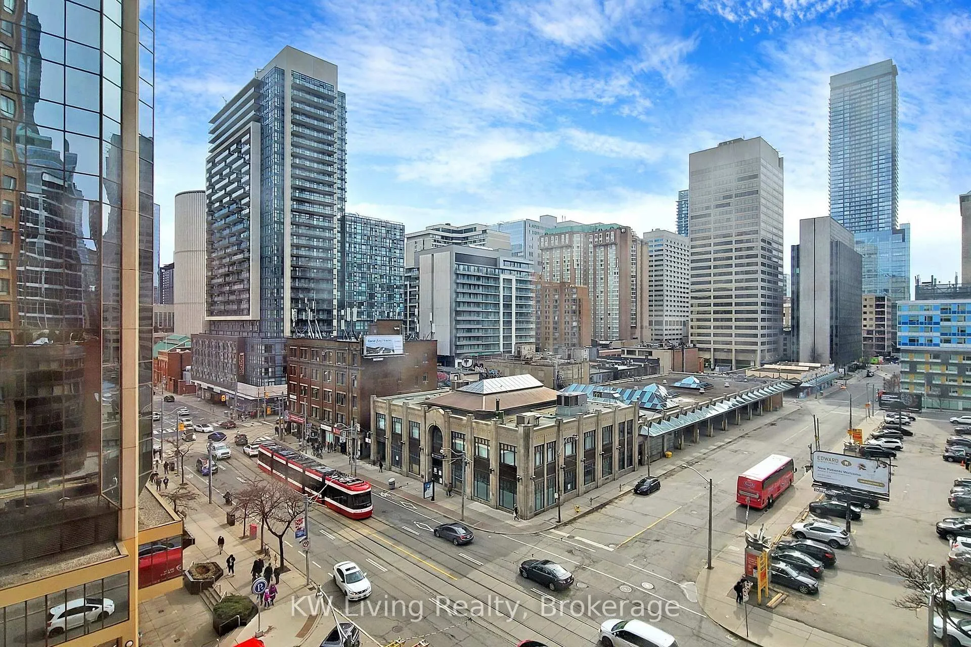 Photo 39 of Unit 814, 633 Bay Street, Toronto, Bay Street Corridor — HOMEH