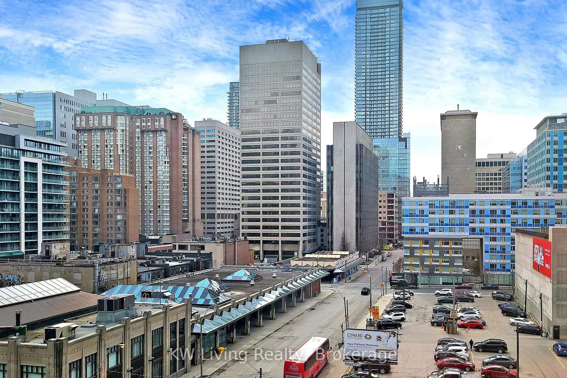 Photo 42 of Unit 814, 633 Bay Street, Toronto, Bay Street Corridor — HOMEH