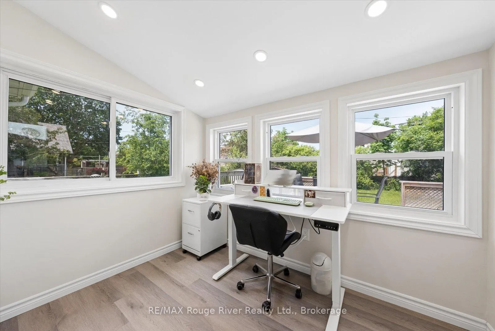 Photo 14 of 542 O'connell Road, Peterborough, Otonabee Ward 1 — HOMEH