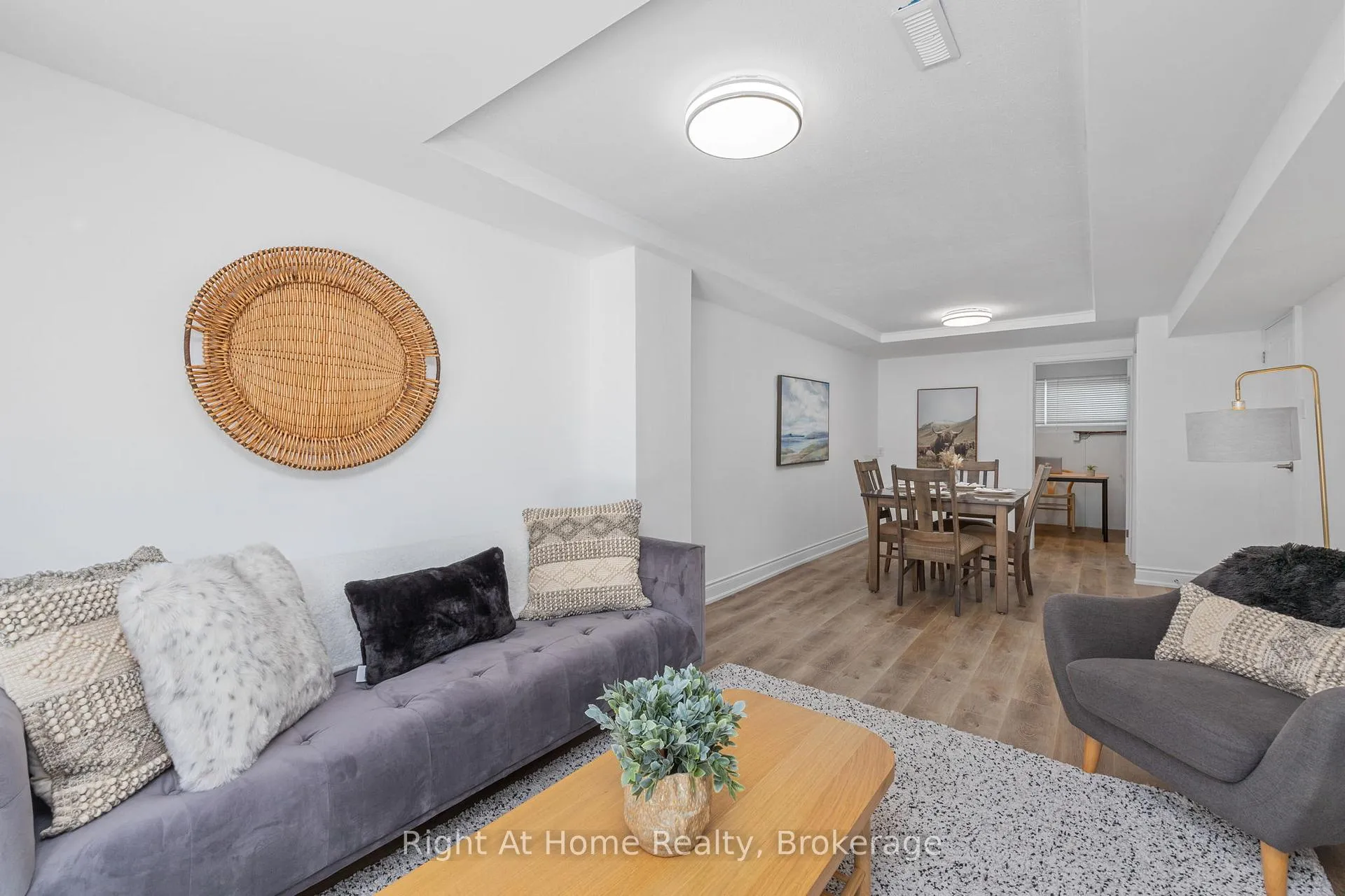 Photo 22 of Unit 3, 1400 Mary Street N, Oshawa, Samac — HOMEH