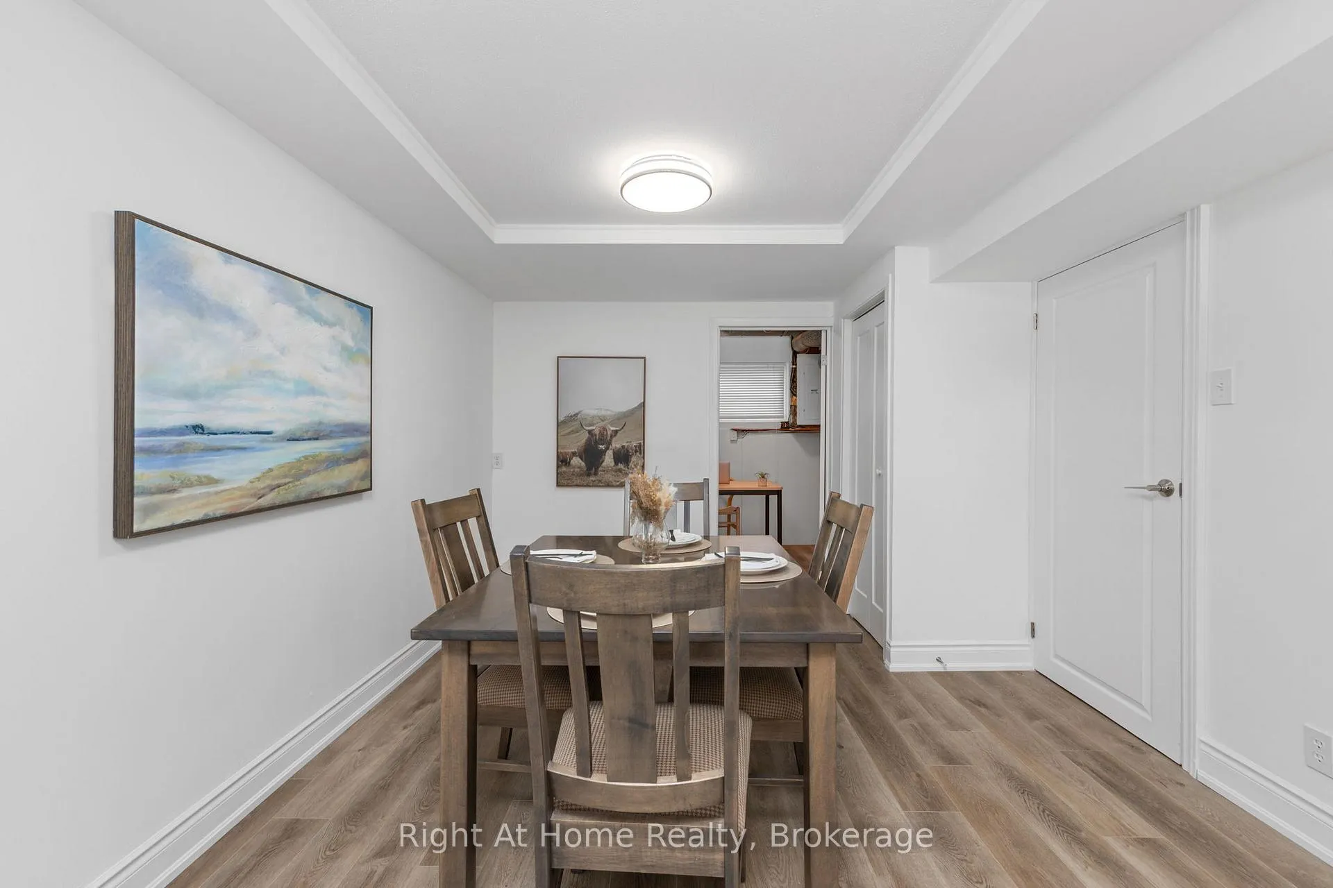 Photo 23 of Unit 3, 1400 Mary Street N, Oshawa, Samac — HOMEH