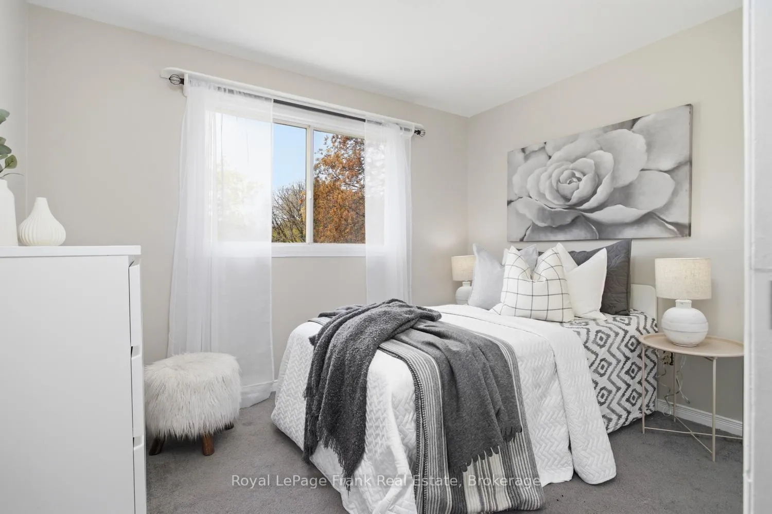 Photo 18 of 449 Lanark Drive, Oshawa, McLaughlin — HOMEH