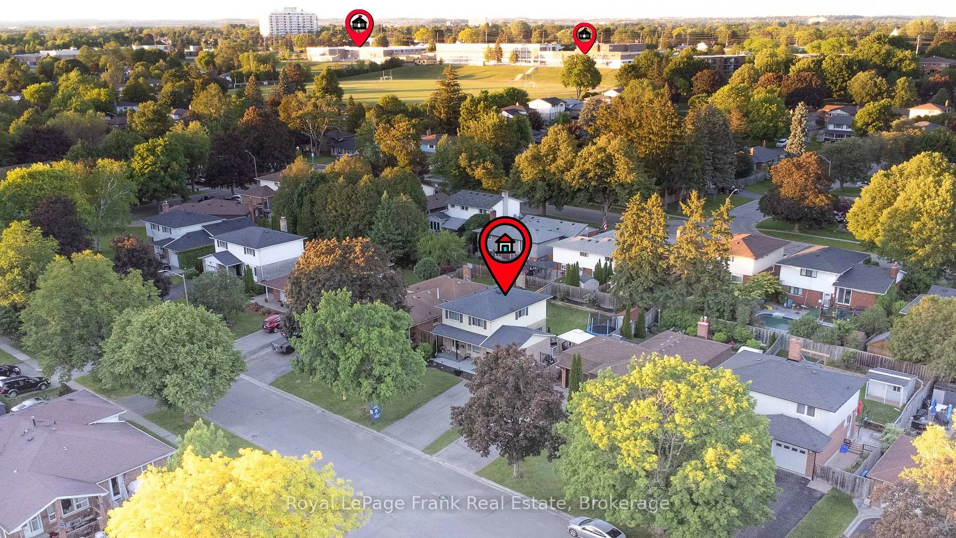 Photo 34 of 449 Lanark Drive, Oshawa, McLaughlin — HOMEH